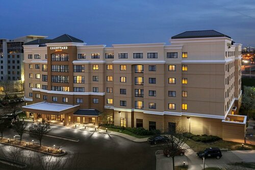 Гостиница Courtyard by Marriott Newark Elizabeth в Элизабет