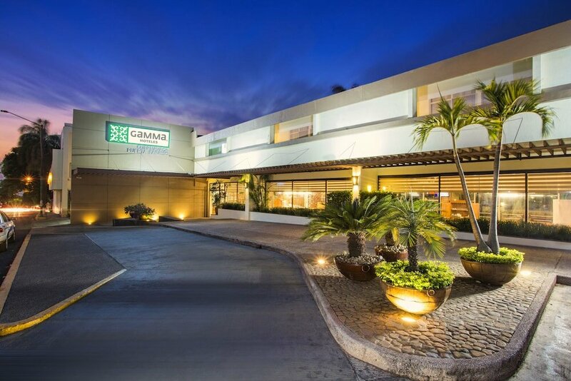 Гостиница Gamma Cuernavaca Puerta Paraiso в Куэрнаваке