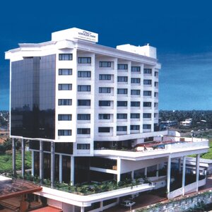 Гостиница Gokulam Park Kochi