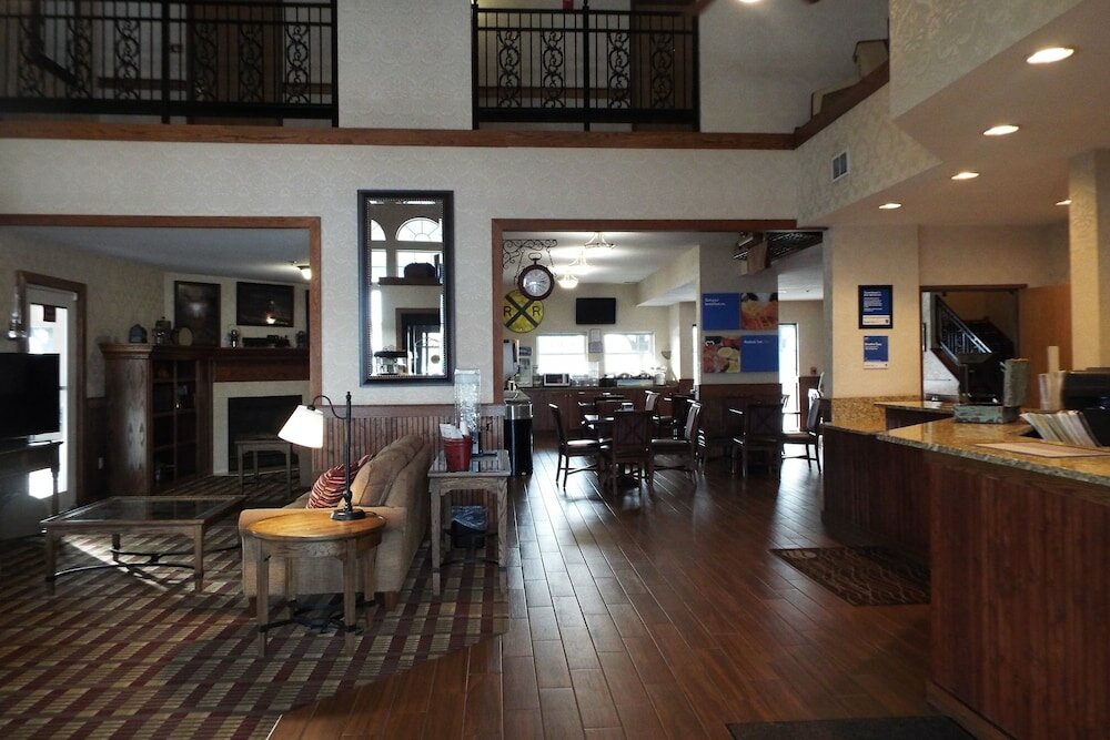 Фото Comfort Inn Warrensburg Station