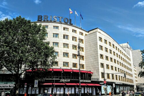 Гостиница Hotel Bristol Berlin в Берлине