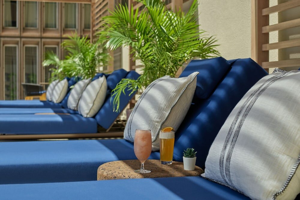 Фото Sheraton Denver Downtown Hotel