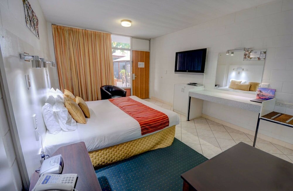 Фото Elkira Court Motel