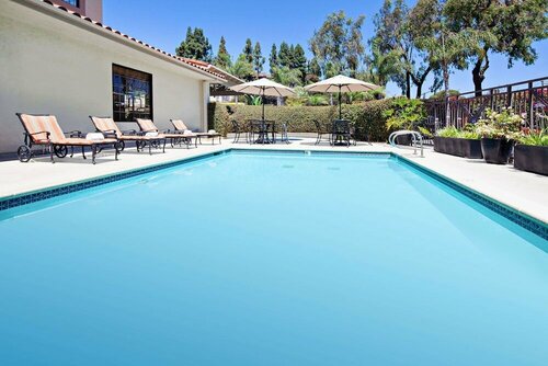 Гостиница Best Western Chula Vista/Otay Valley Hotel в Чула-Виста
