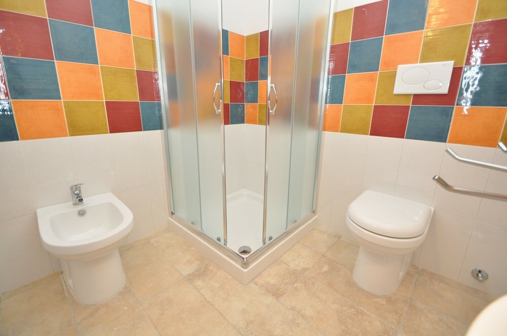 Фото Salenthouse