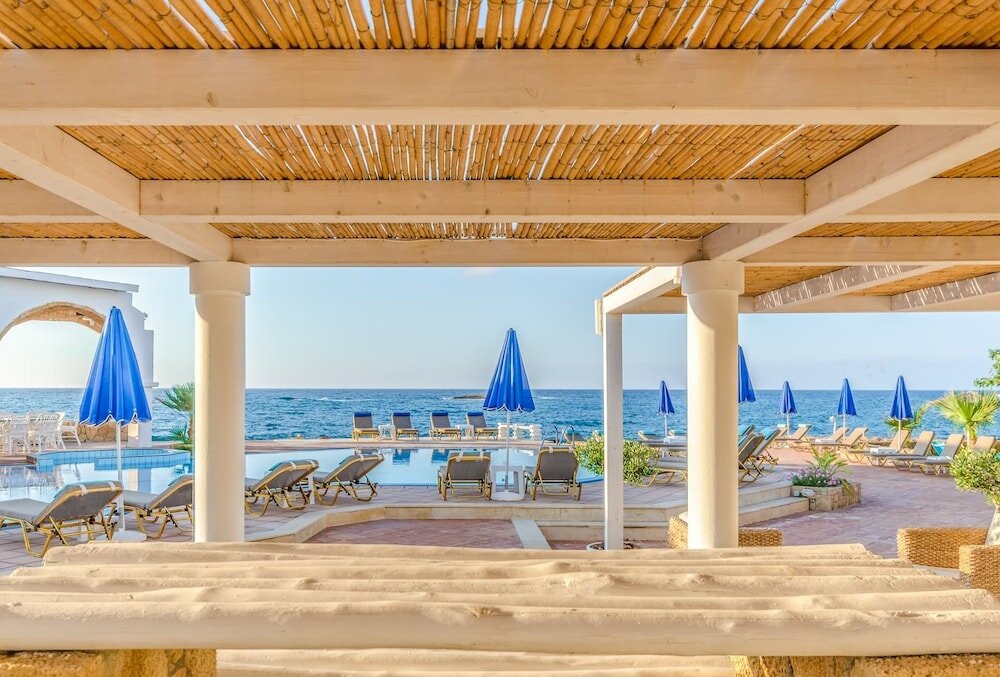 Фото Pyrgos Blue