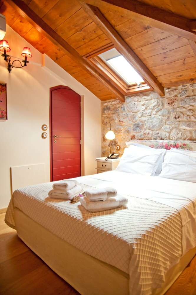 Фото Hatzipanayiotis