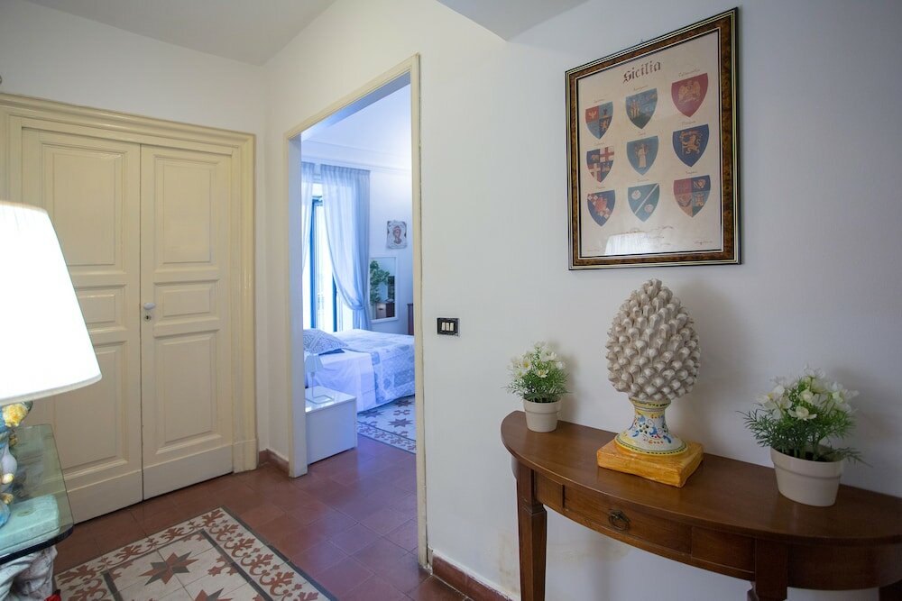 Фото Palazzo Bruca Catania