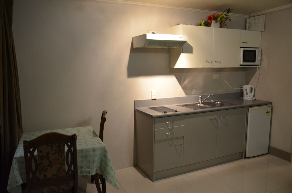 Фото Parnell City Lodge