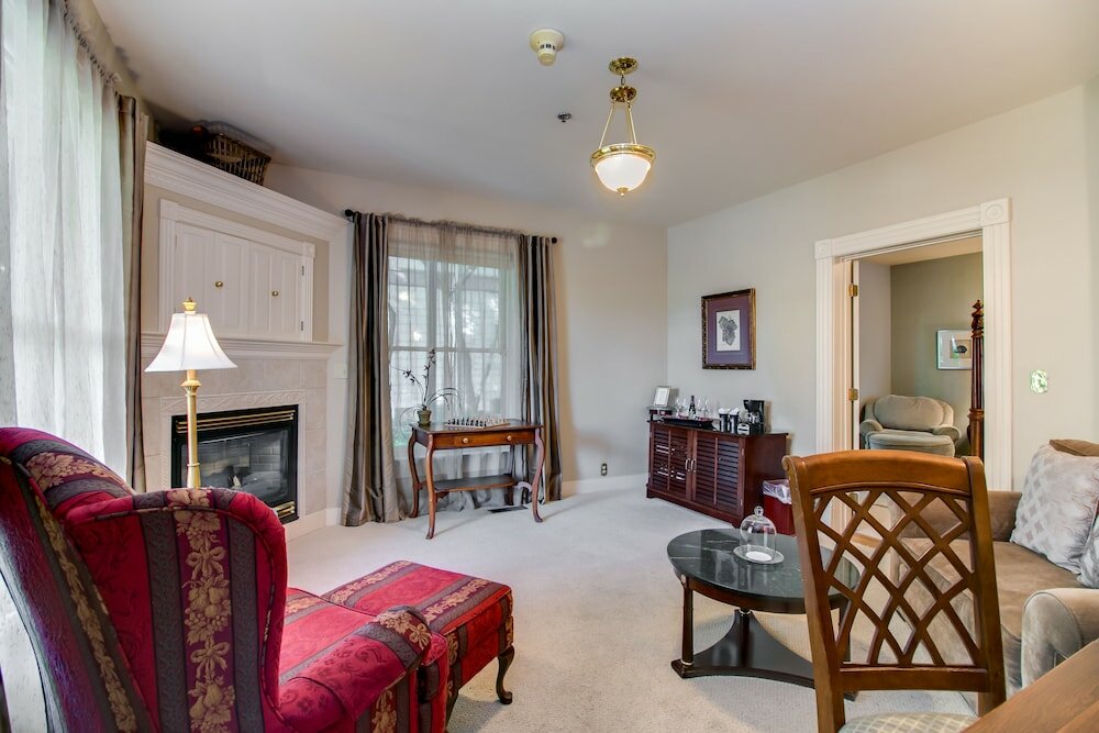 Фото Winchester Inn