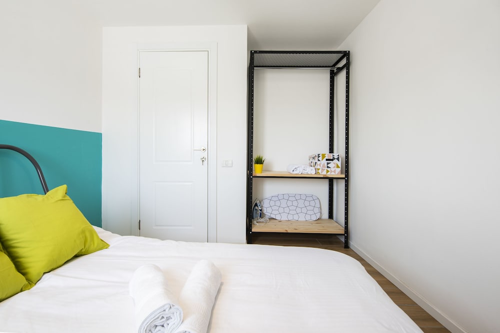 Фото AirTLV Hatikva Apartments