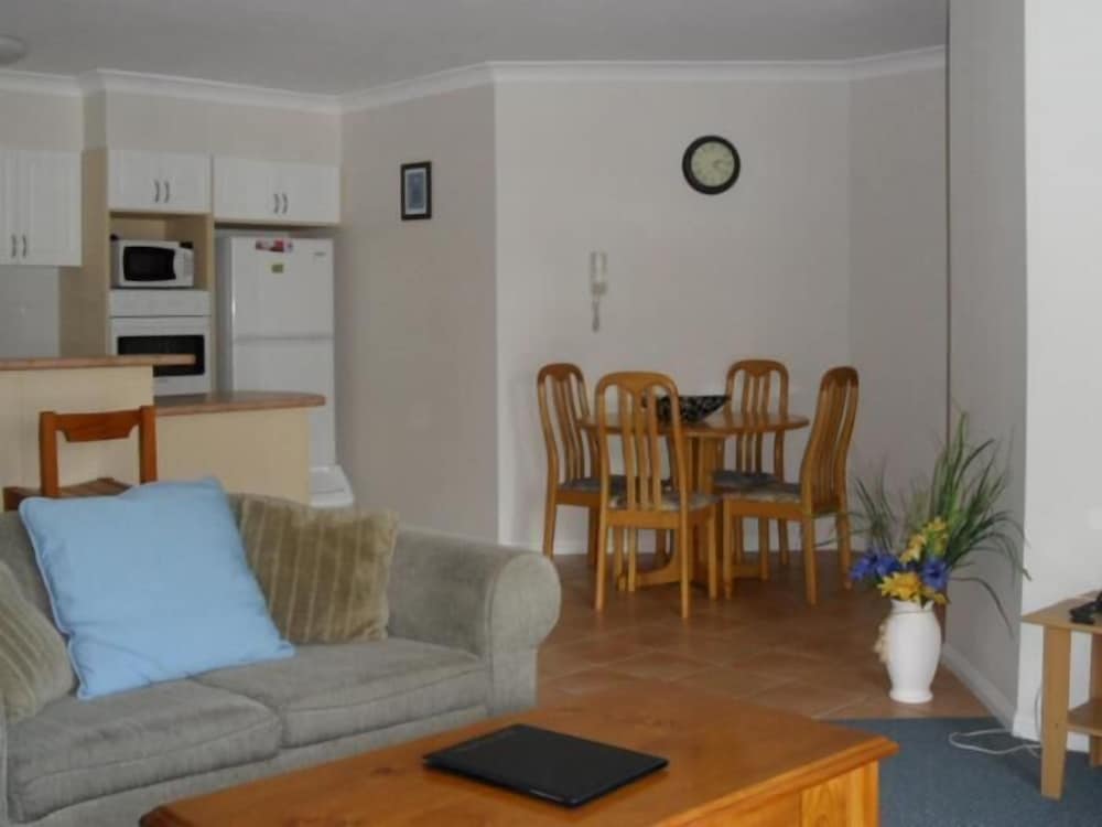 Фото Sylvan Beach Resort