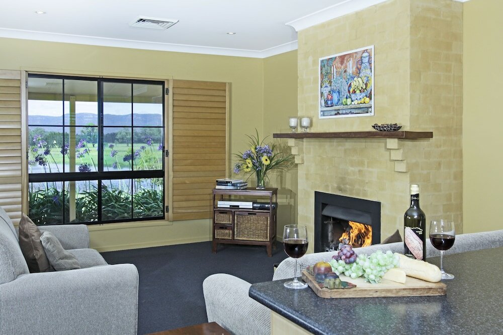 Фото Broken View Estate