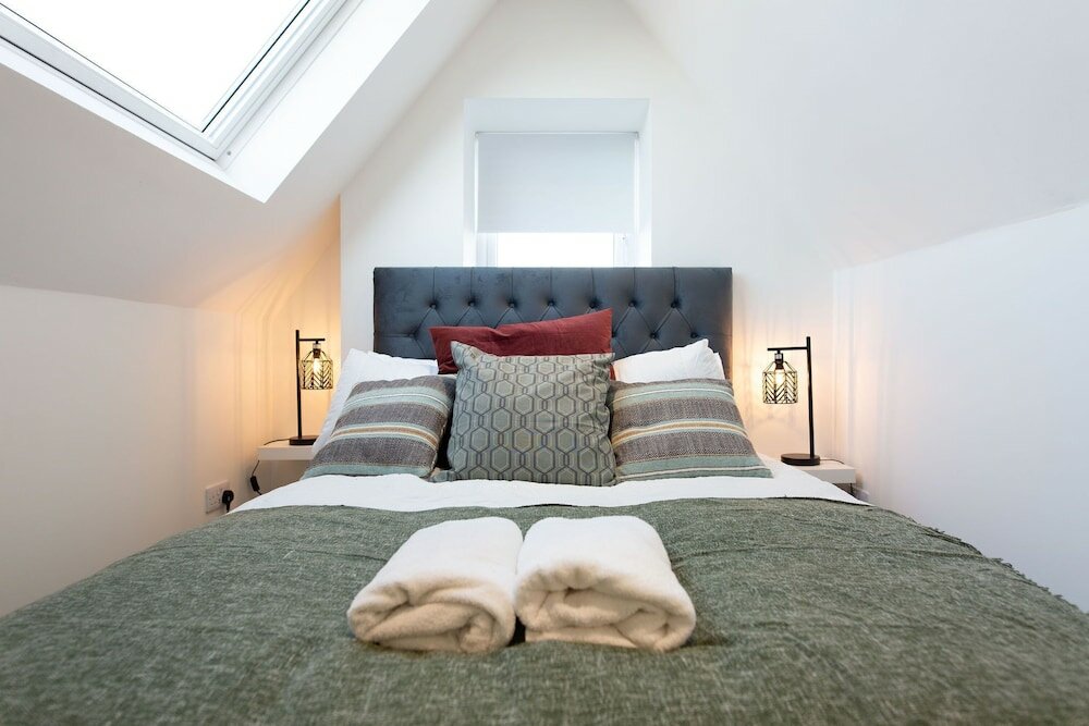 Фото Central Flats in Cardiff with Parking