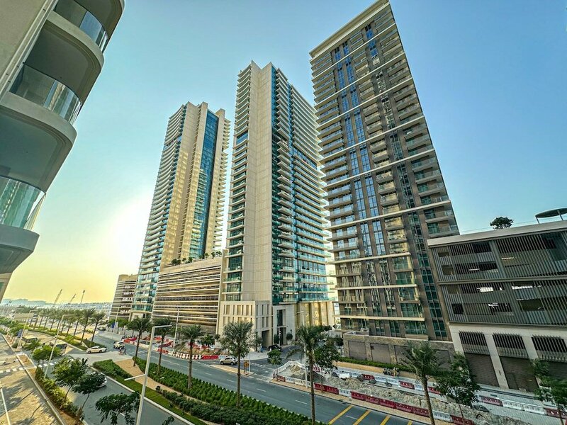 Апартаменты HiGuests - Marina Vista Tower 2 в Дубае