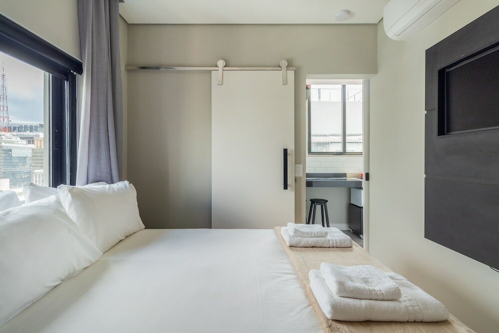 Фото B. Homy - Mercúrio Consolação