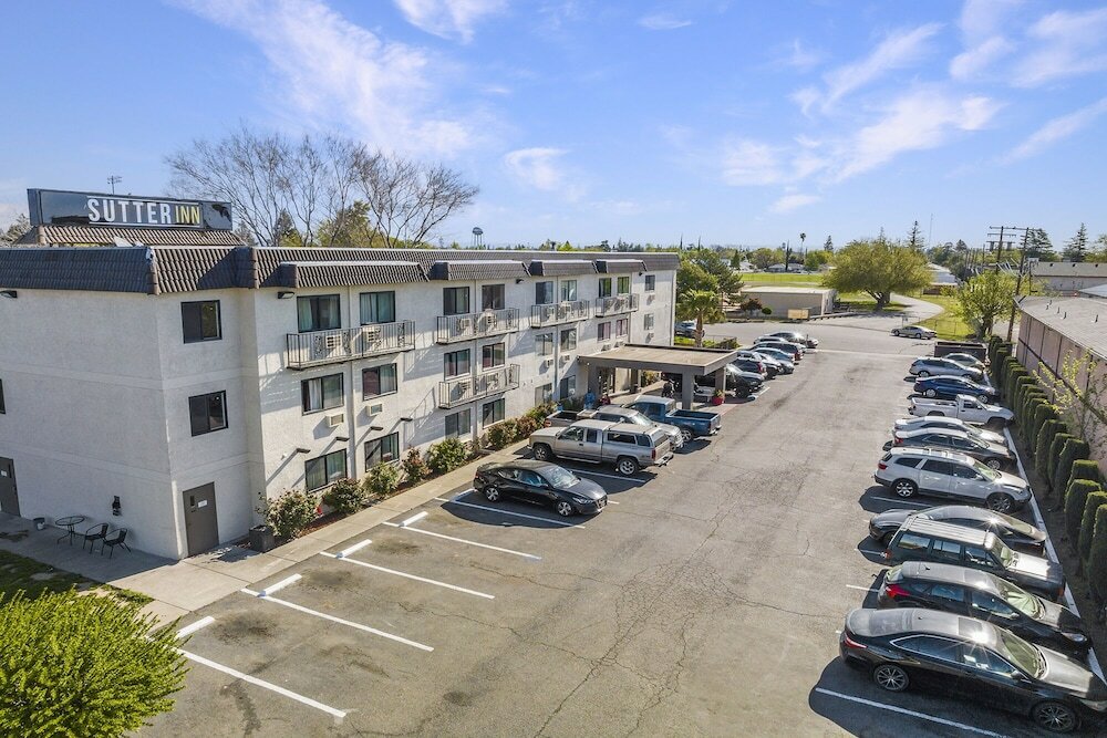Фото Sutter Inn