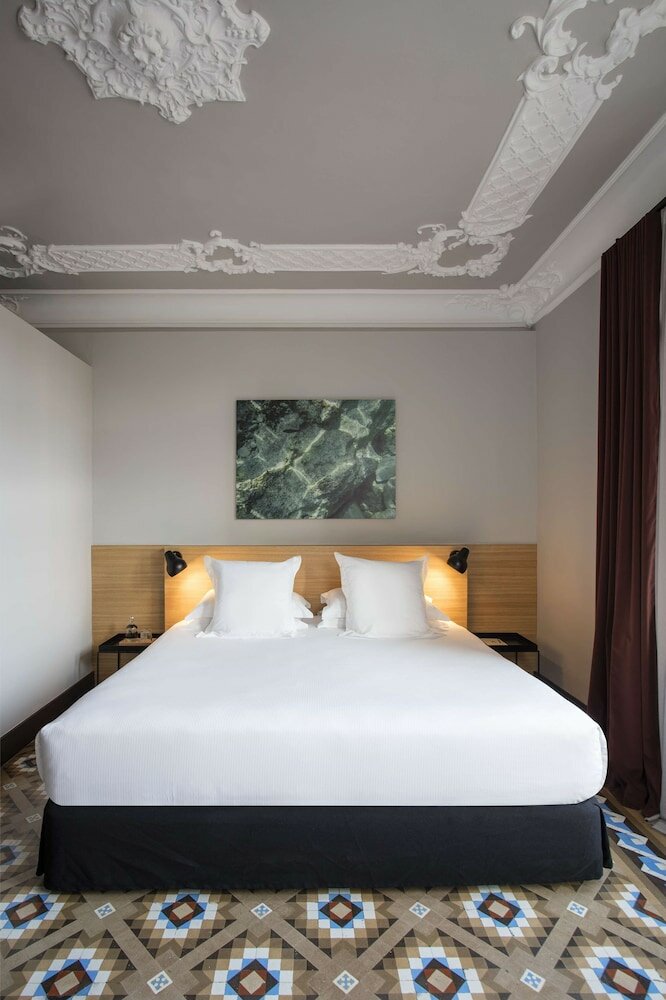 Фото Alexandra Barcelona Hotel, Curio Collection by Hilton