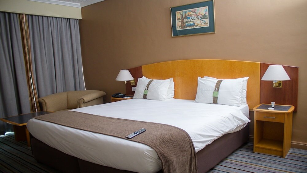 Фото Holiday Inn Bulawayo, an Ihg Hotel