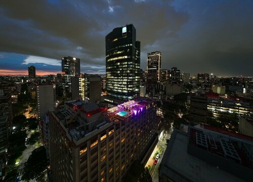 Внешний вид отеля Galeria Plaza Reforma в Мехико, фото 4