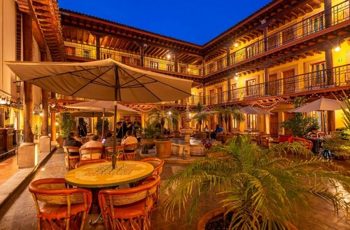 Гостиница Hotel La Parroquia в Пацкуаро