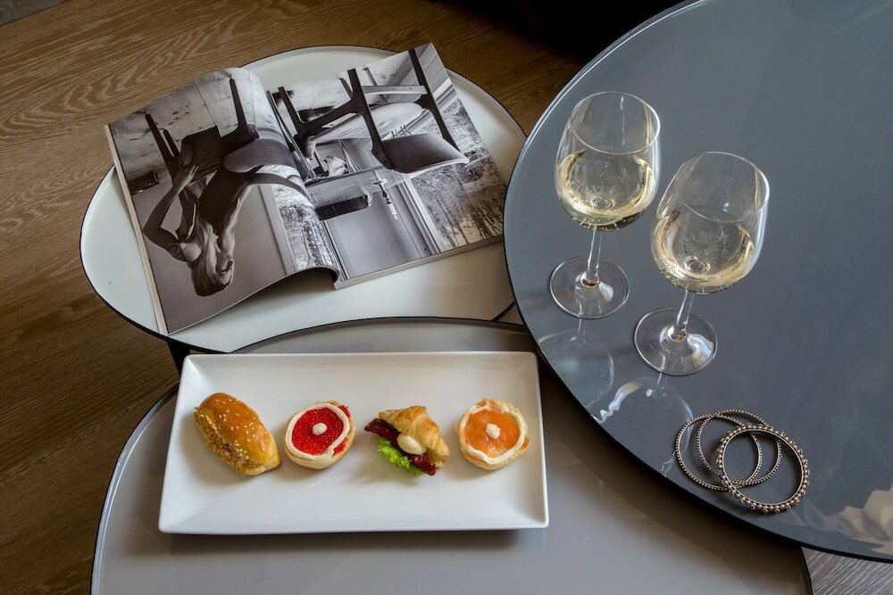 Фото Royal Court Hotel