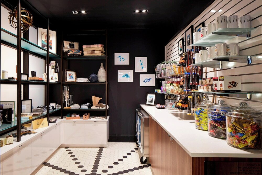 Фото Renaissance Minneapolis Hotel, The Depot