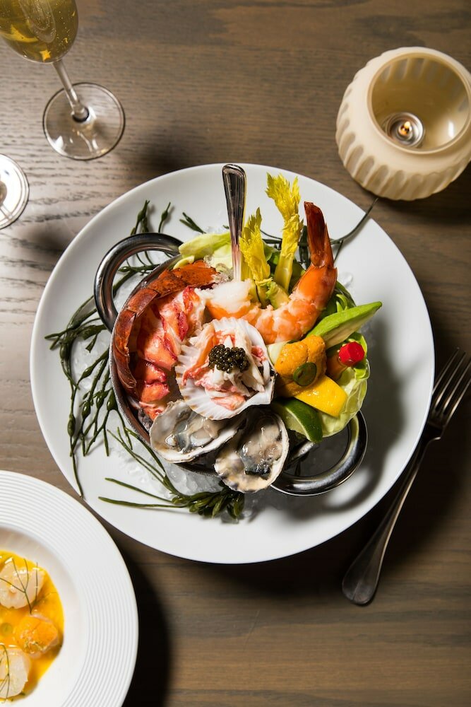 Фото Ambassador Chicago