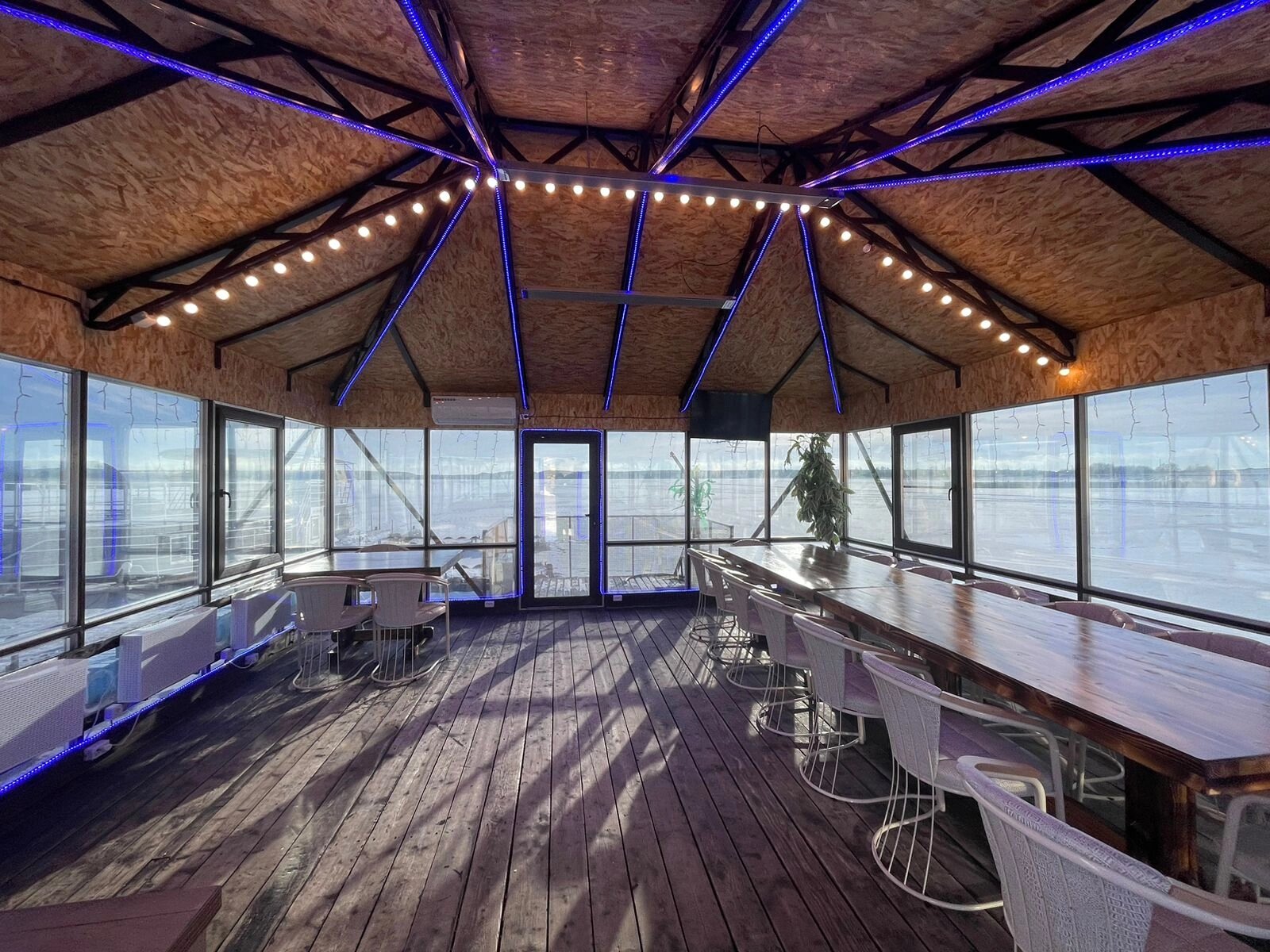 Фото База отдыха Набережная № 1