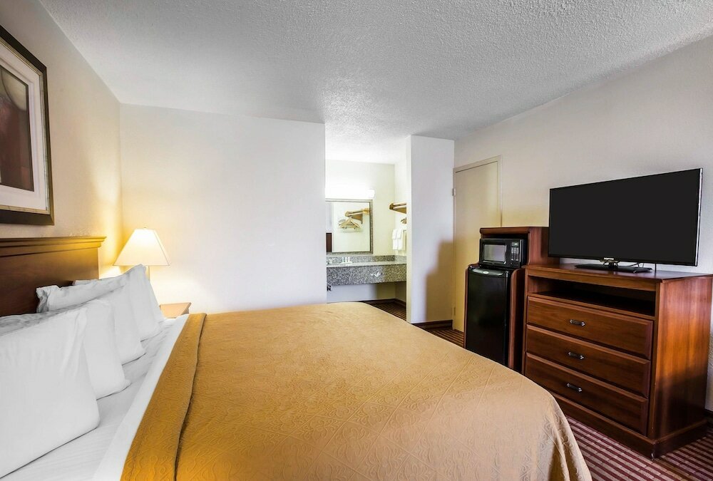 Фото Quality Inn Madison