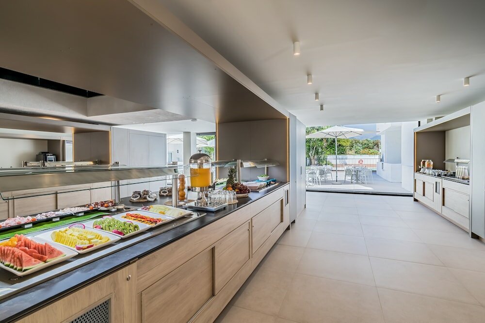 Фото Occidental Puerto Banús