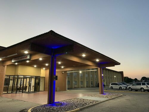 Гостиница Travelodge by Wyndham Odessa в Одессе