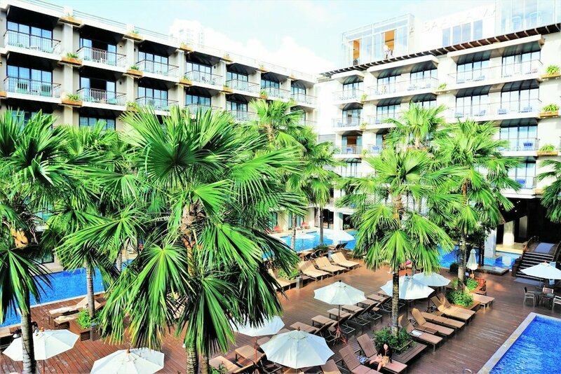 Гостиница Baan Laimai Beach Resort & SPA