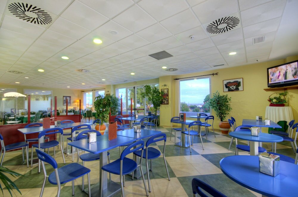 Фото Gran Hotel Ciudad Del Sur