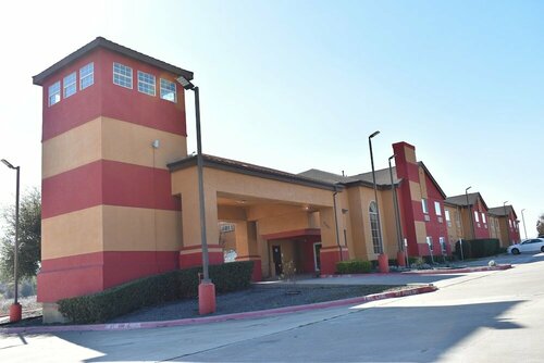 Гостиница Americas Best Value Inn & Suites Haltom City Ft. Worth