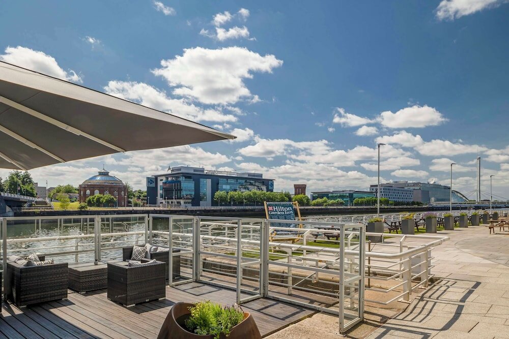 Фото Hilton Garden Inn Glasgow City Centre