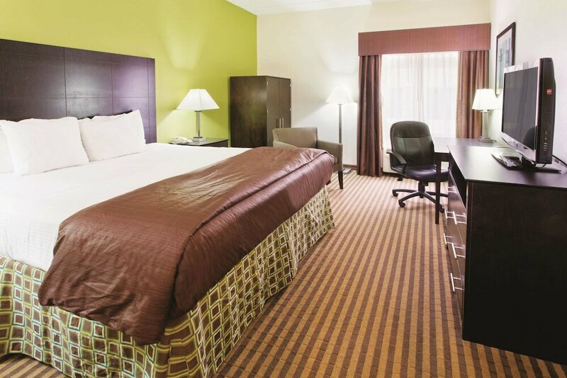 Гостиница La Quinta Inn & Suites by Wyndham Columbus - Grove City