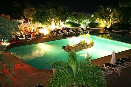 Гостиница Sapphire Beach Club Resort в Синт-Мартене