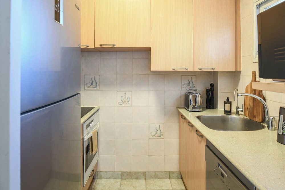 Фото 3br SeaView Apt by the Beach by SeaNRent