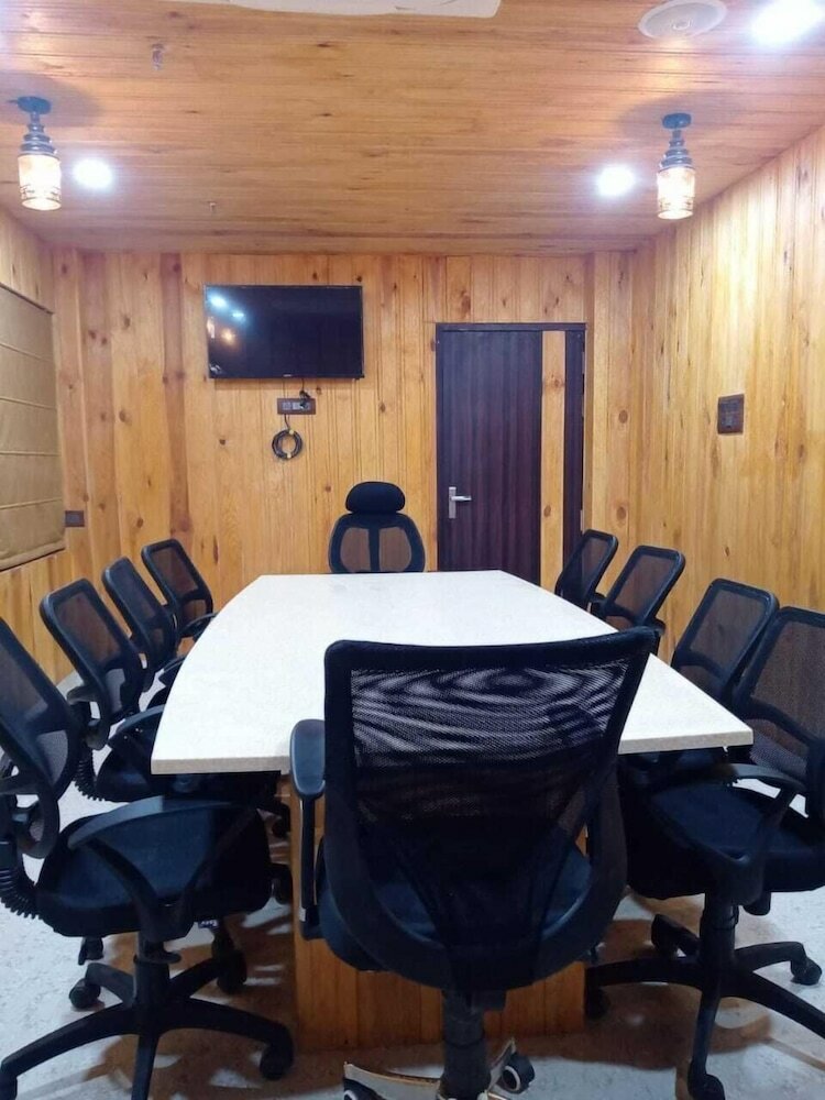 Фото Primeland Hotel