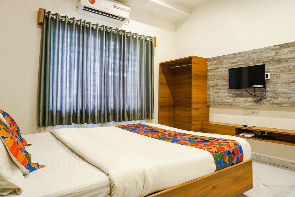 Фото Fabhotel Sai Sunandan