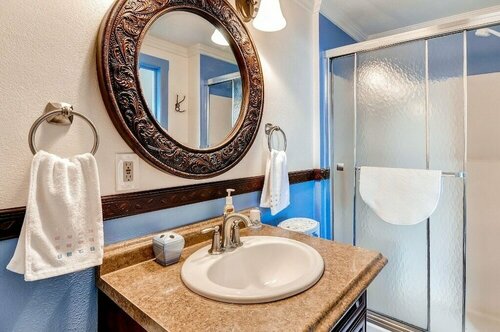 Гостиница 'astoria Painted Lady' Historic Apt w River View! в Астории
