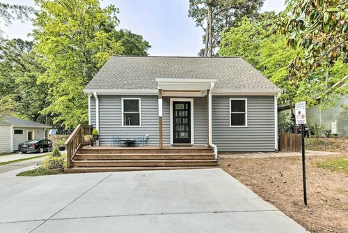 Гостиница Freshly Renovated Raleigh Home Near Downtown! в Роли