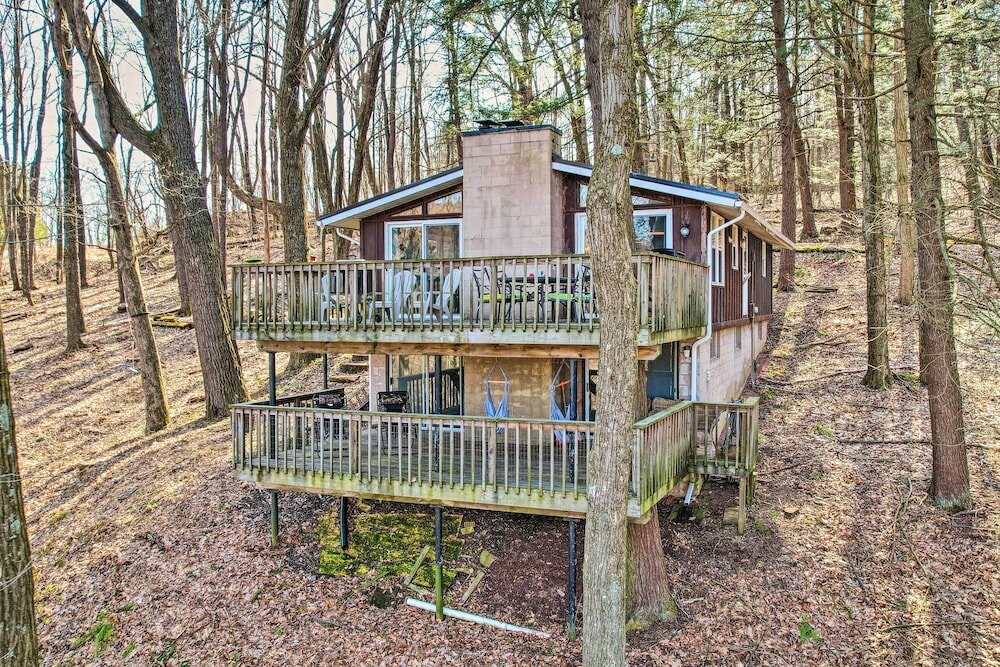 Фото Unplugged Mountain Retreat With Porch Swings!