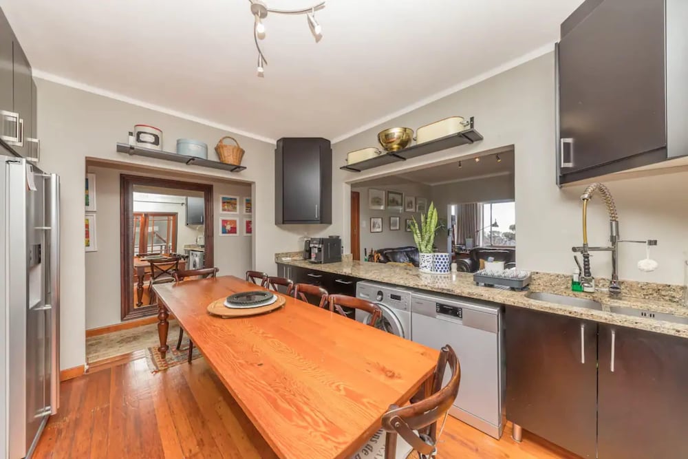 Фото Vintage Apartment With a Peaceful Garden