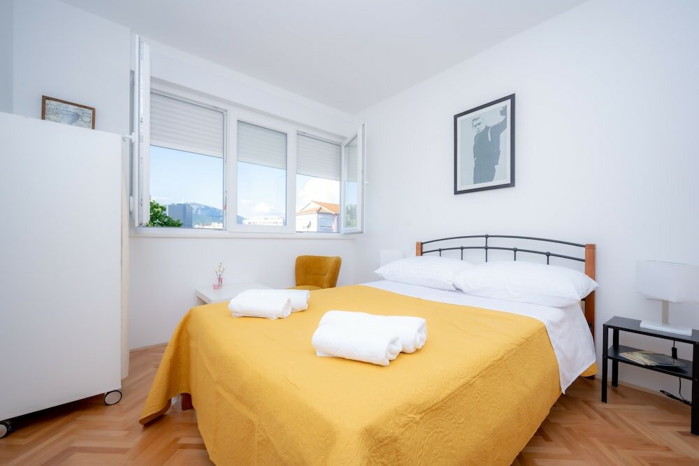 Фото Billie Holiday apartment with balcony