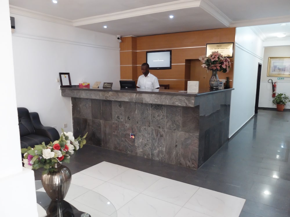 Фото Bjorne Suites