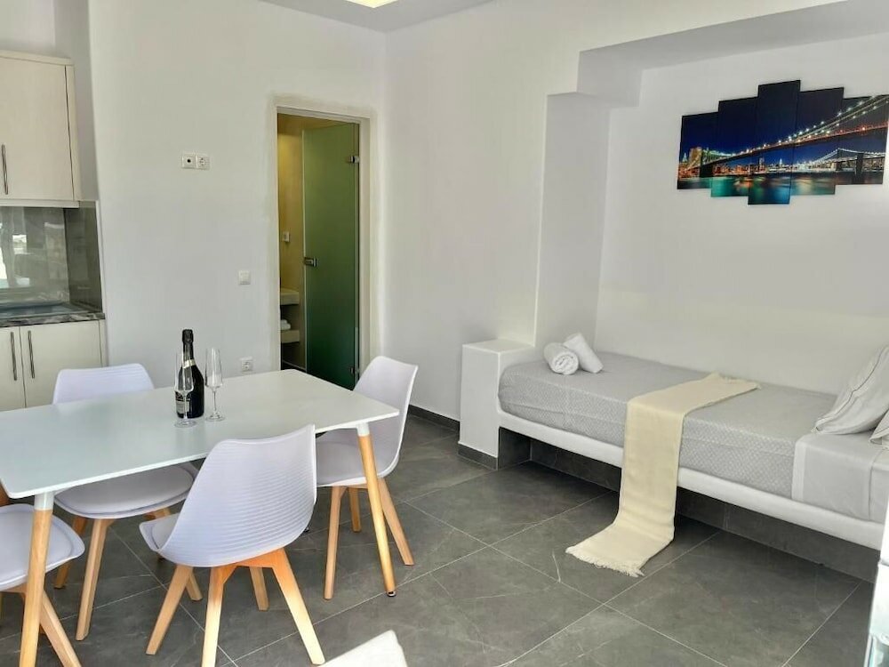 Фото Crystal Suites