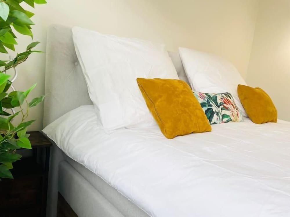 Фото 3 bedrooms in Center Terrace & Parking