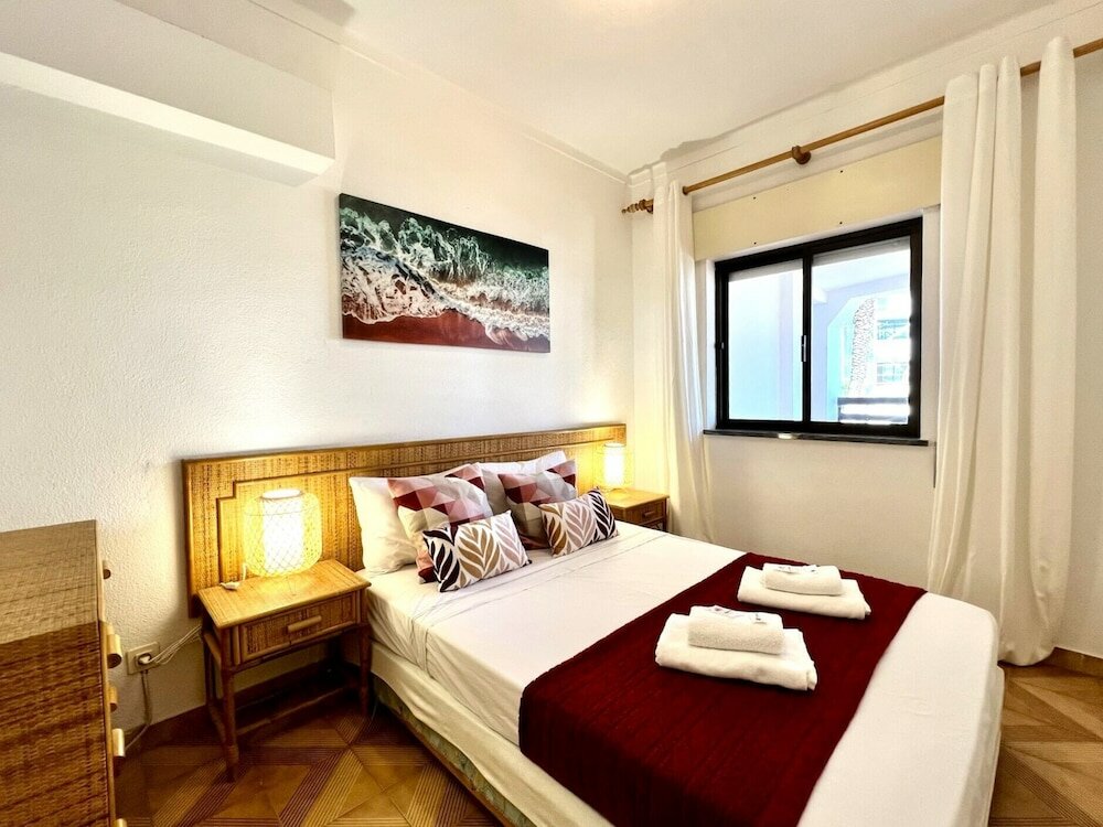 Фото Vilamoura Palm Tree With Pool by Homing